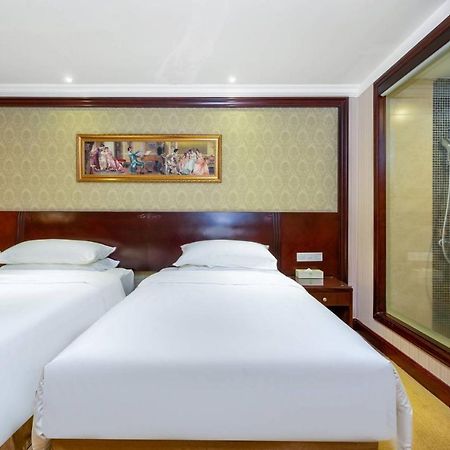 Vienna Hotel Dongguan Houjie Exhibition Center المظهر الخارجي الصورة