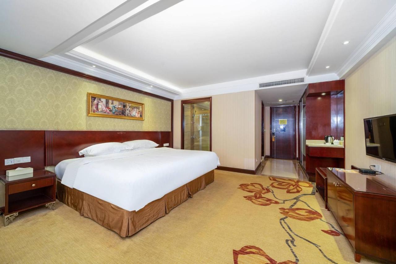 Vienna Hotel Dongguan Houjie Exhibition Center المظهر الخارجي الصورة