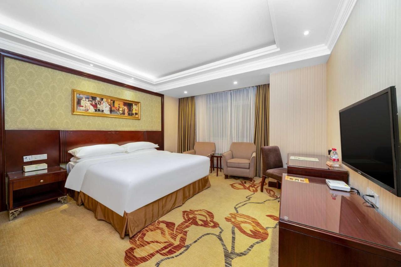 Vienna Hotel Dongguan Houjie Exhibition Center المظهر الخارجي الصورة