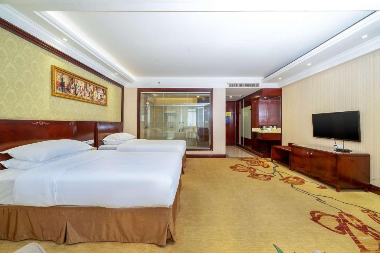 Vienna Hotel Dongguan Houjie Exhibition Center المظهر الخارجي الصورة